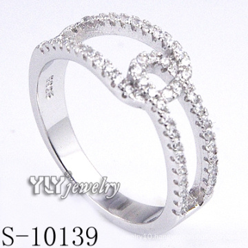 Graceful 925 Sterling Silver Zirconia Women Ring (S-10139)